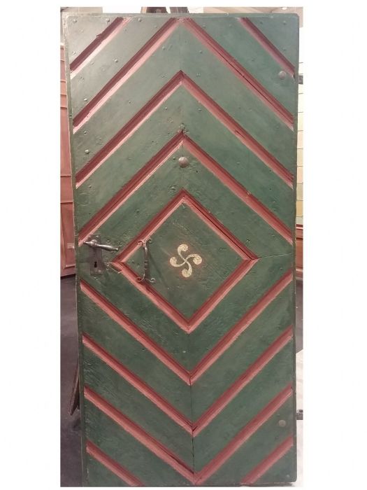 Single-leaf door