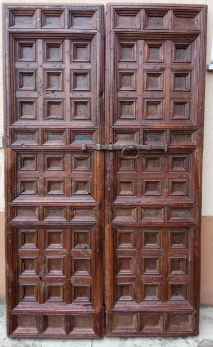 walnut door
    