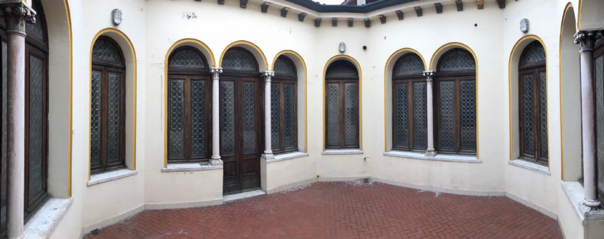 Serie 10 finestre e porte